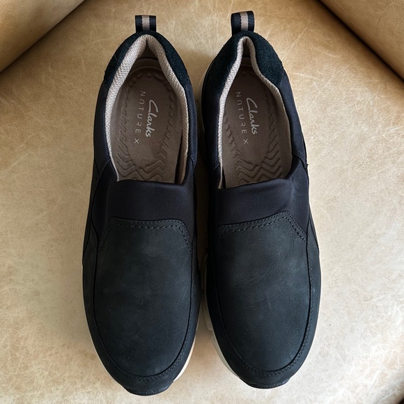 Clarks Women's Nature X Sky Waterproof Slip-On Sneakers Black Nubuck Leather 10 - Picture 7 of 14